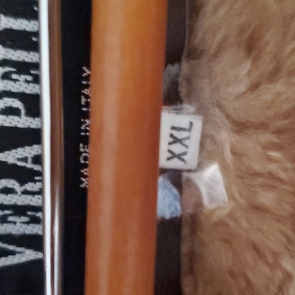 100% Leather Jacket with Sherpa lined and trim. - Picture 4 of 5